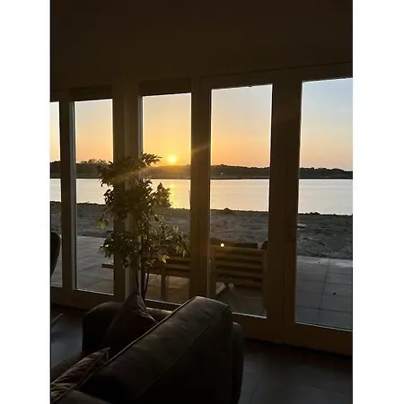 With 1 Bedroom Holiday home Wieringerwerf