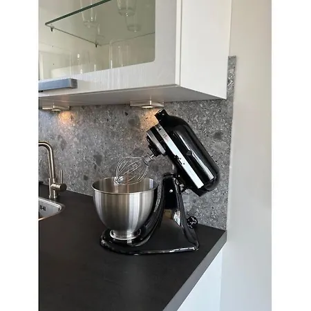 With 1 Bedroom Wieringerwerf